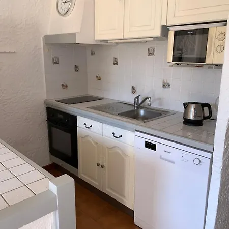 Du Parc De La Liscia Apartamento *